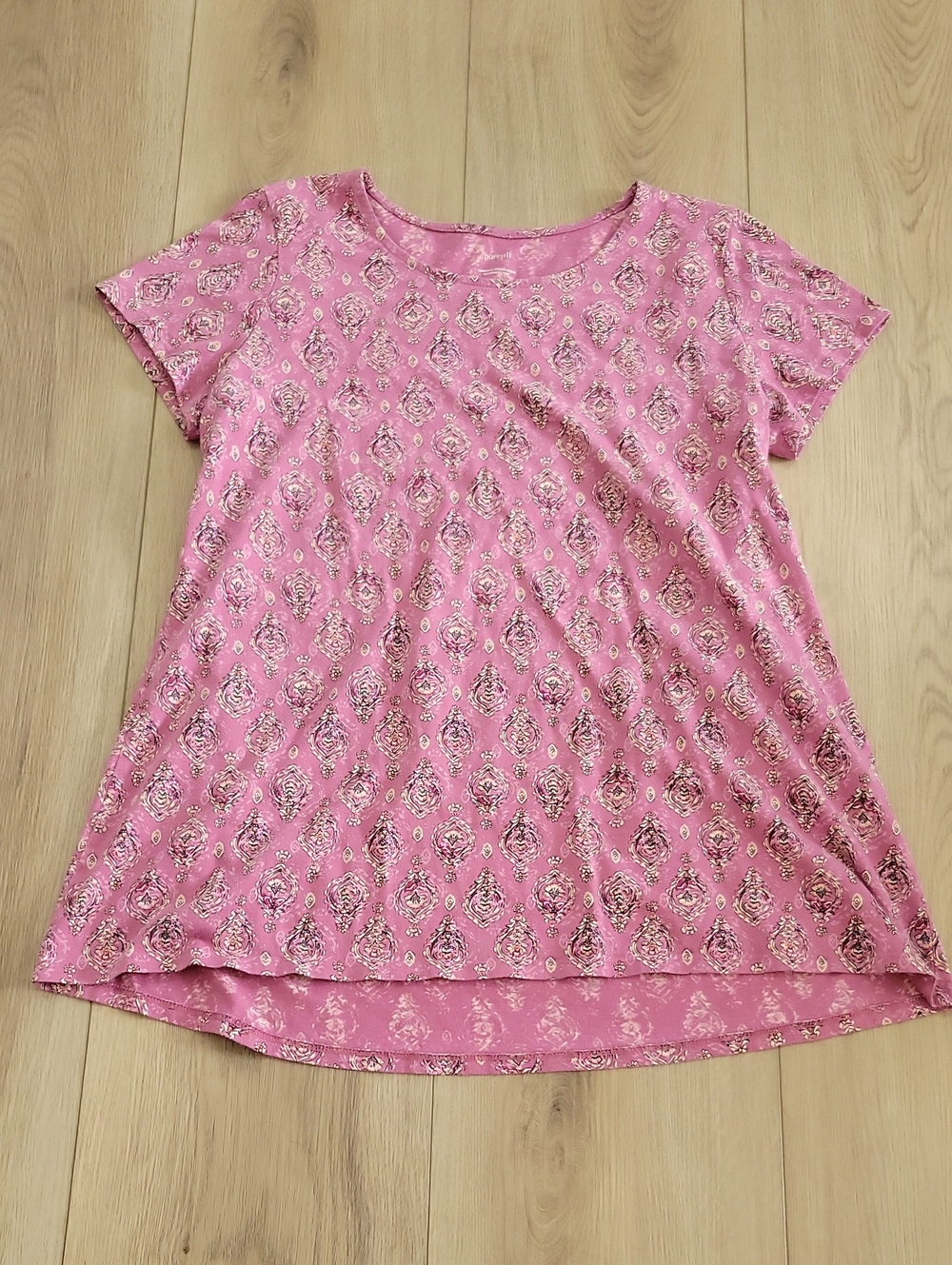 Women’s Pink Short-Sleeve Printed Tee